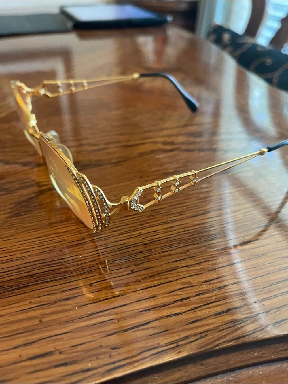 Gold Oval Wireframe Reading Glasses - Elegant Women’s Accessory